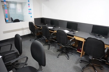 40b06a8df731b3e6c7fbd2f890b6133f_HKHX–F0O3