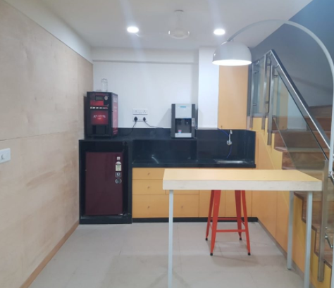 ii4em6dn7y7cydolat1z